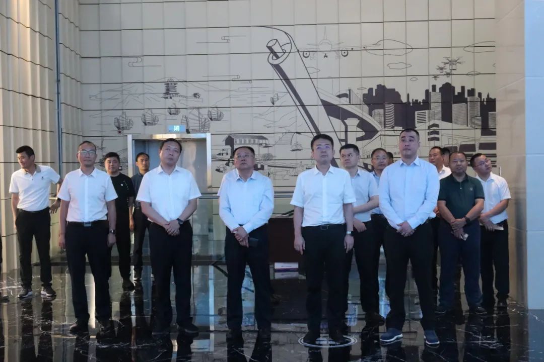 四川遂寧市考察團蒞臨順和國際智慧物流園