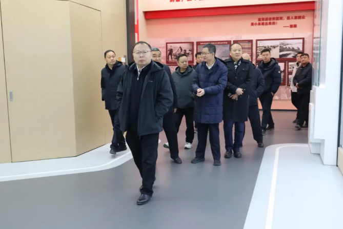 潁泉區委副書記劉斌一行蒞臨順和國際智慧物流園參觀考察